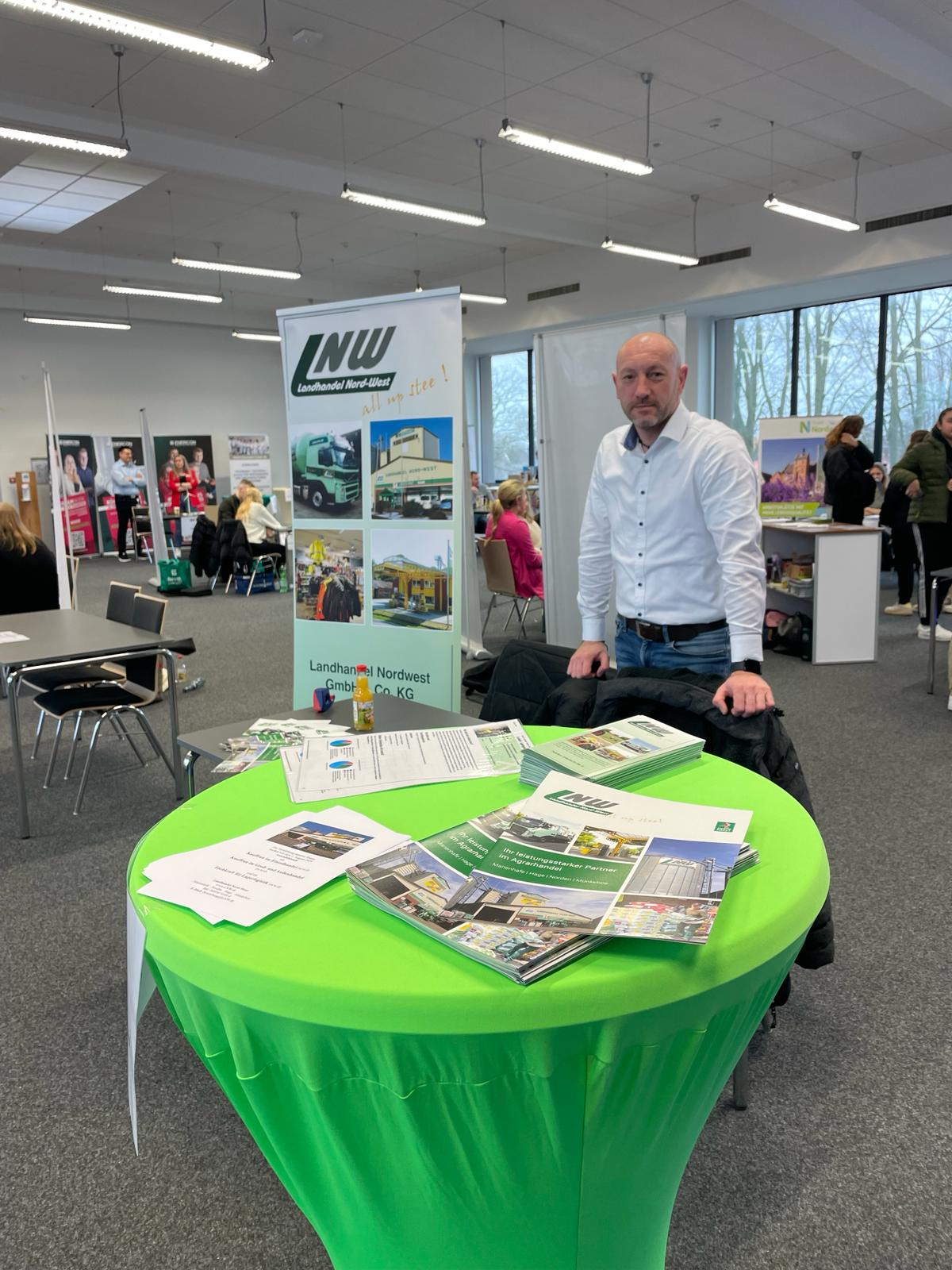 newsimages/119-Azubitag_2Norden 02 24.jpg